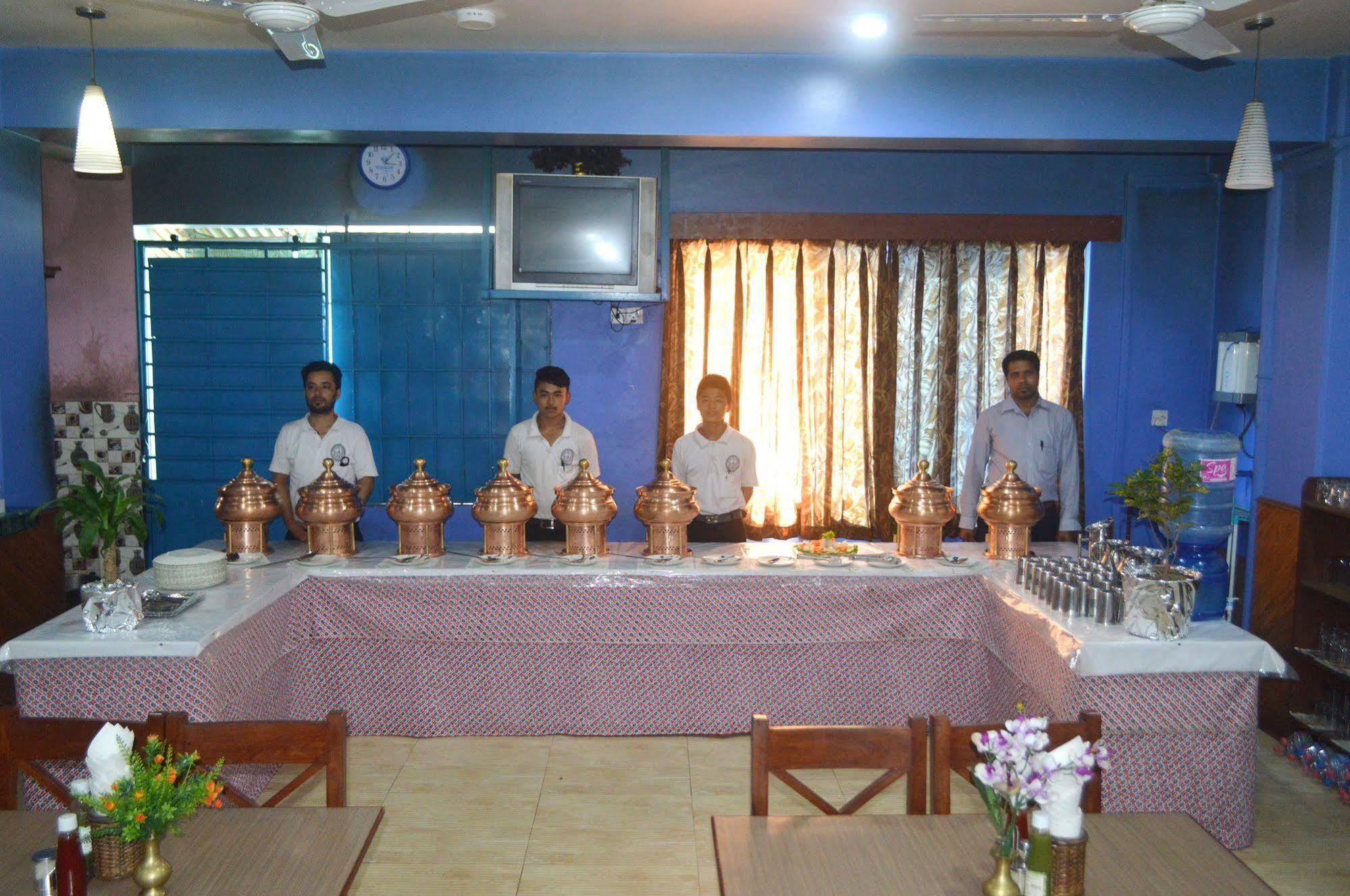 Pokhara Deep Sagar Hotel エクステリア 写真