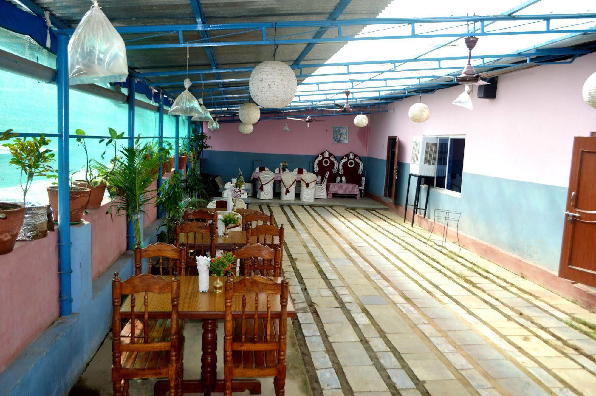 Pokhara Deep Sagar Hotel エクステリア 写真